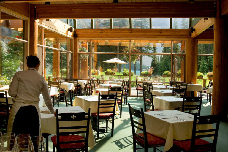 How Restaurant Furniture Can Impact Your Business