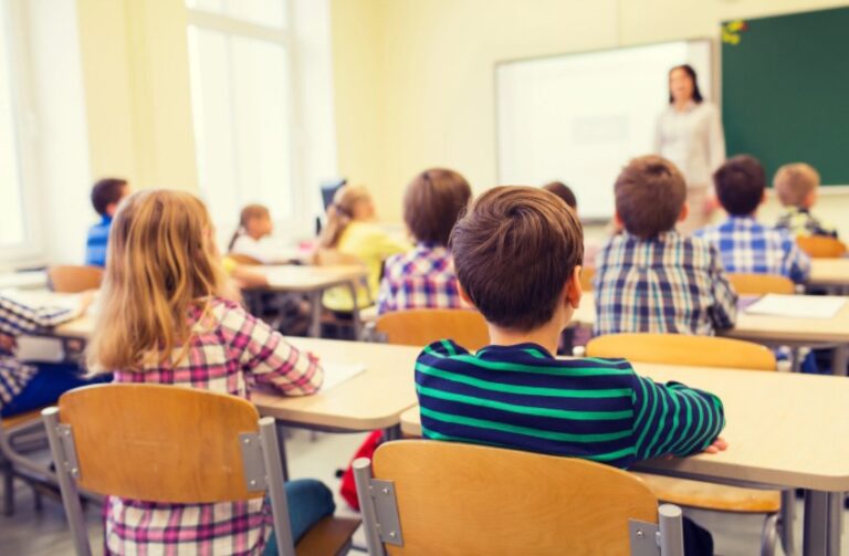 How to Better Manage Your Time as a Student with Attention Issues