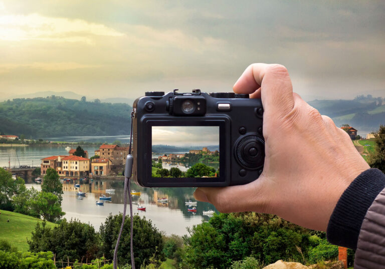 Why Visiting A Camera Warehouse To Purchase A Digital Camera Is Best?