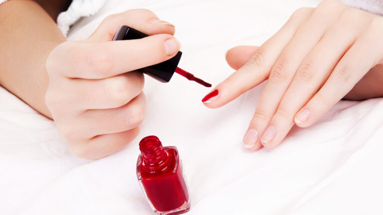 5 Helpful Tips For Doing Your Nails At Home