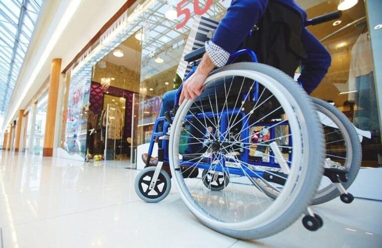 Some Essential Things You Need to Consider While Purchasing a Mobility Aid