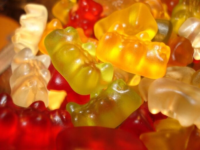 Delta 8 Gummy Side Effects and Tips To Identify And Avoid Them