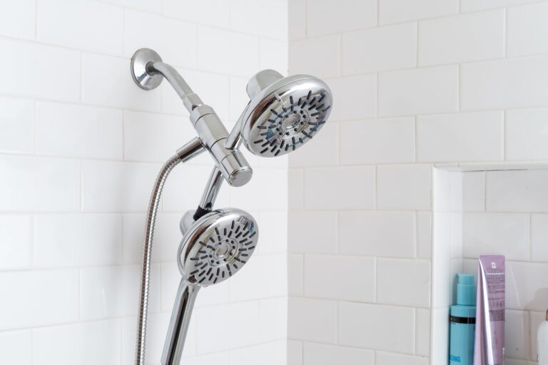 Double Shower Head Uses Less Water and Cleans Faster
