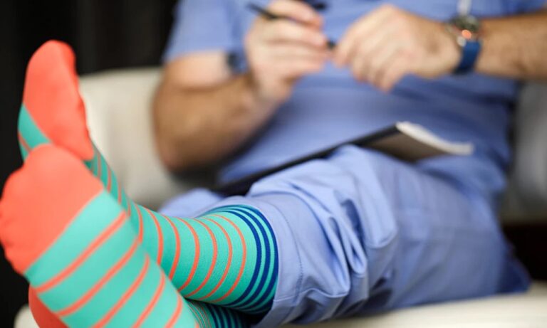 The Benefits of Compression Socks for Nurses
