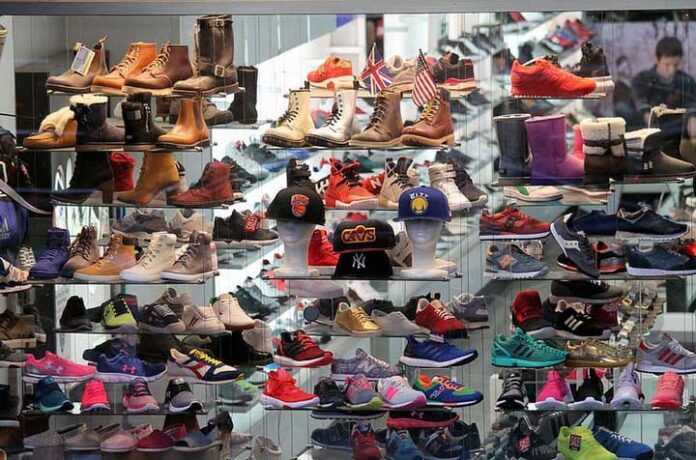How to Buy Wholesale Shoes in Bulk Guide and Benefits