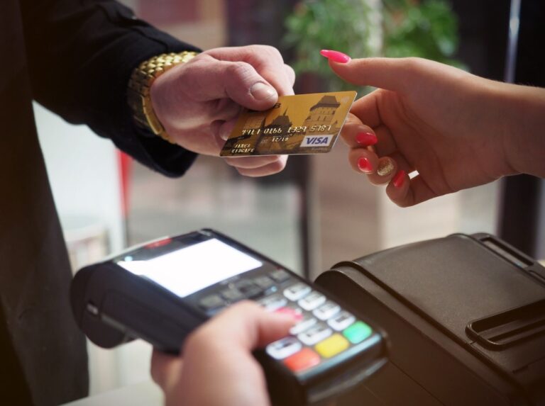 Why Customer Experience Matters the Most for eCommerce Businesses