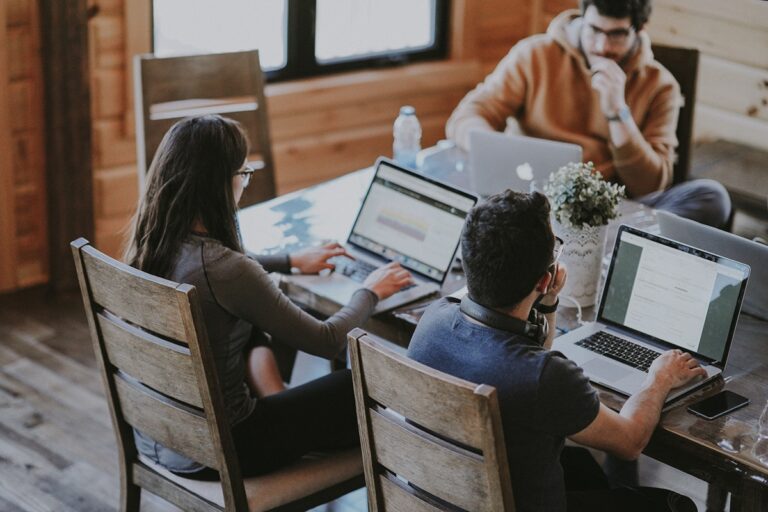Combining Software Development And Digital Transformation