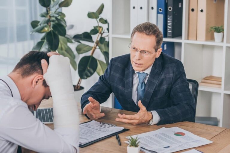 Hire A Workers’ Compensation Lawyer: Top Tips When Lawyering Up