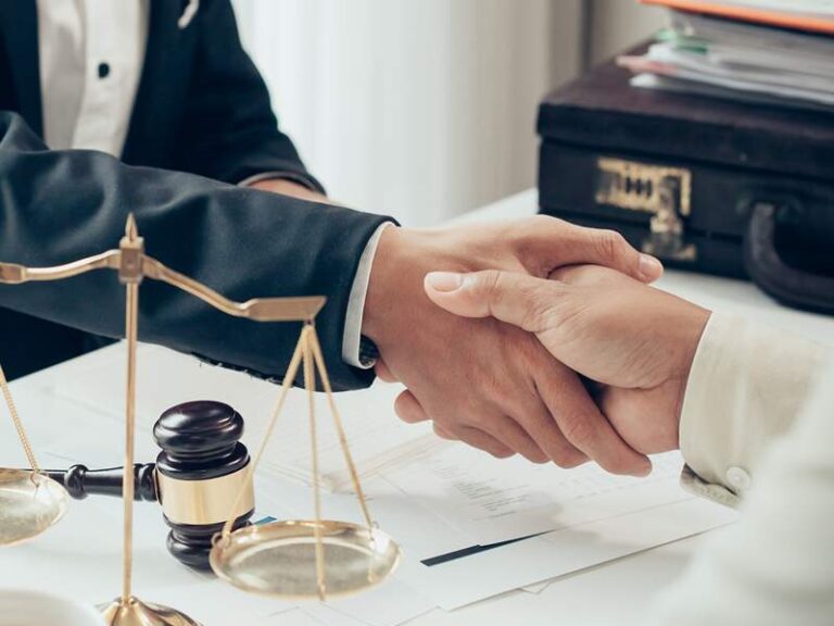 How To Choose an Employment Attorney