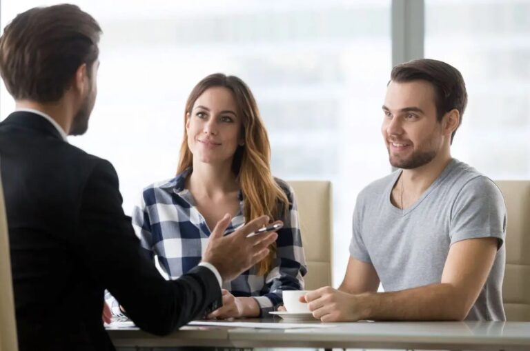 7 Key Questions To Ask Your Estate Agents At A Property Valuation?