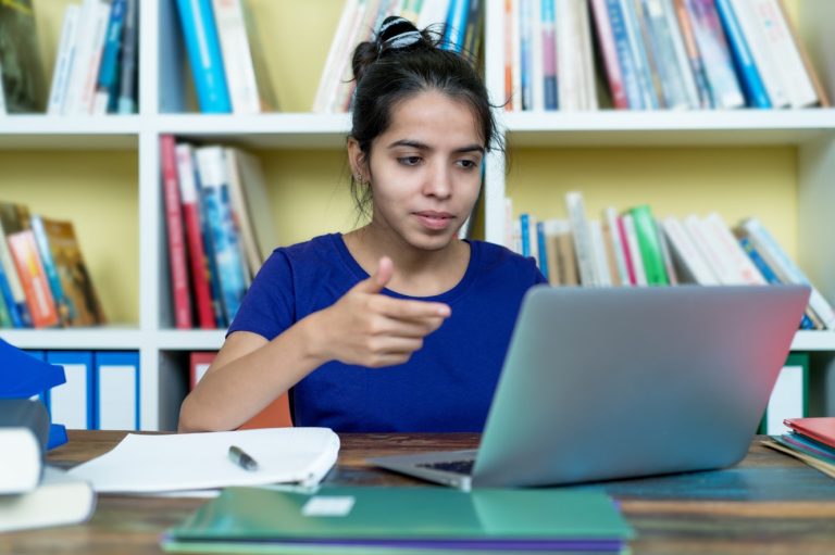 Divulging the Improving Universe of BCA Online Courses: A Plunge into the Advantages