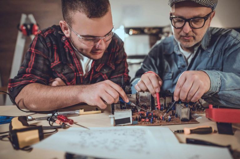 How To Choose The Best Online Electrical Certification Program For Your Career