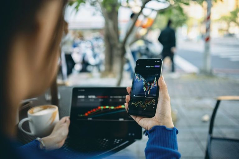 When is the Right Time to Purchase and Sell Stocks
