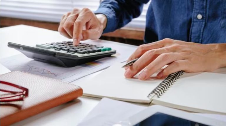 How to Calculate Returns on Fixed Deposits: A Step-by-Step Guide