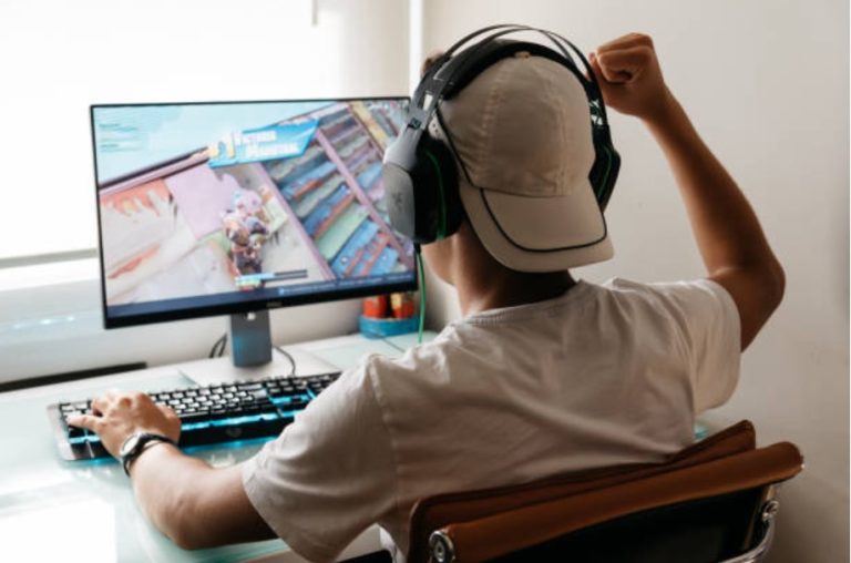 How Online Games Are Changing the Future of Sports and Competitions
