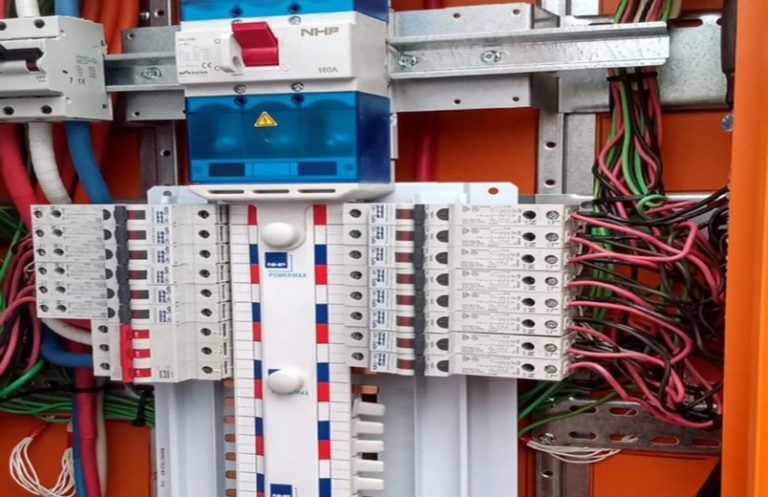 4 Essential Reasons Your Electrician Recommends a Switchboard Upgrade this Summer
