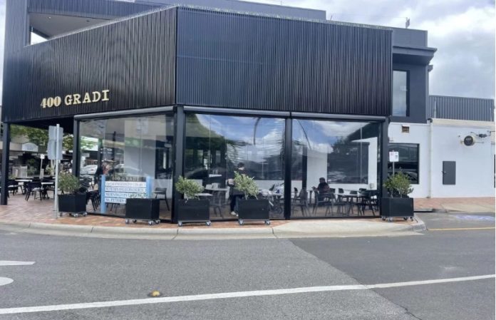 5 Reasons Why Every Business Owner Should Use Outdoor Blinds to Create Functional Space